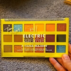 ELF Electric Mood eyeshadow palette